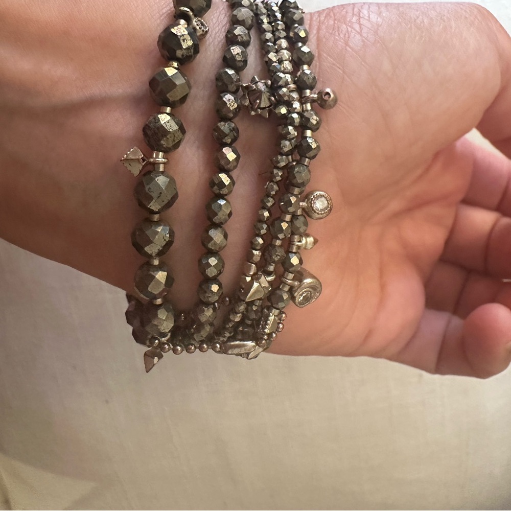 Kendra Scott Pyrite Stretch Bracelet Stack ( 5 bracelets ) - Picture 6 of 6